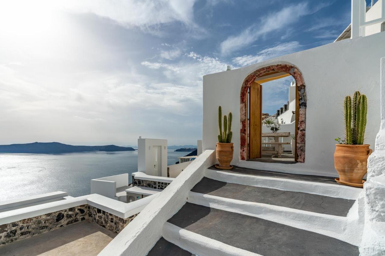 Akron Cliff Suite Fira  Eksteriør bilde